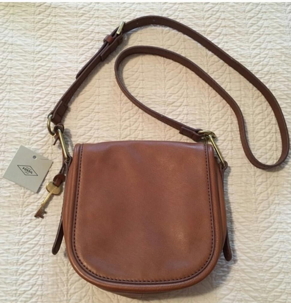 Fossil Rumi Crossbody 2024 favors