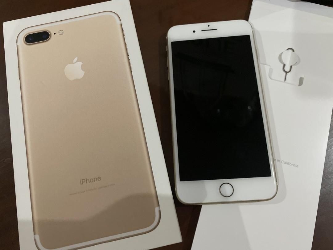 iPhone 7 Plus 128GB Gold (Category: iPhone 7 Series) located in Pasig City. Submitted by ganned (Listing ID 257667093, Image 2). Description: iPhone 7 Plus 128gb Gold - Factory unlocked with box and charger only. Lady owned, in good condition. 99% smooth RFS: This is an extra phone, used only for overseas trips..