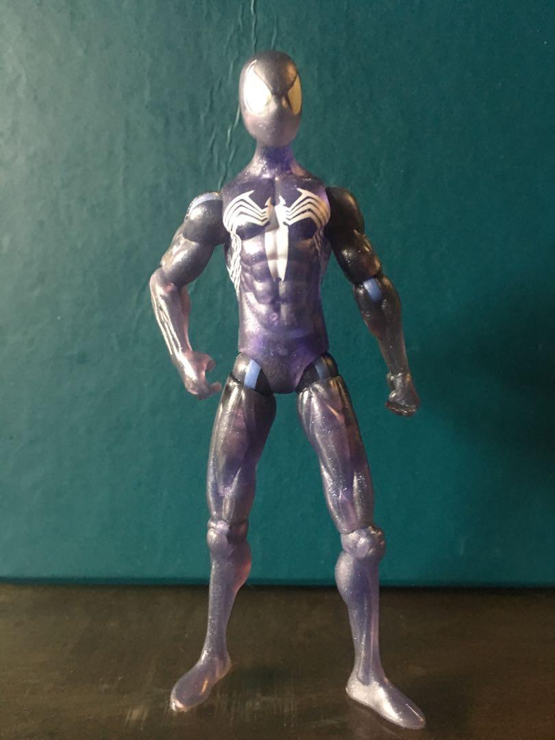MARVEL UNIVERSE-STYLE SPIDER-MAN SYMBIOTE (Category: Figurines & Statues) located in Makati City. Submitted by tudortiger2000 (Listing ID 257813897, Image 1). Description: #smgiftpass Message me here at Carousell or text me at 0916-6571801 for any questions on the figure. Hasbro 1:18 / 4 inch scale figure POA: - ball jointed neck - ball-hinged shoulder x2 - hinged elbow x2 - ball-hinged hip x2 - swivel-hinged knee x2 Thank you and happy Carousell