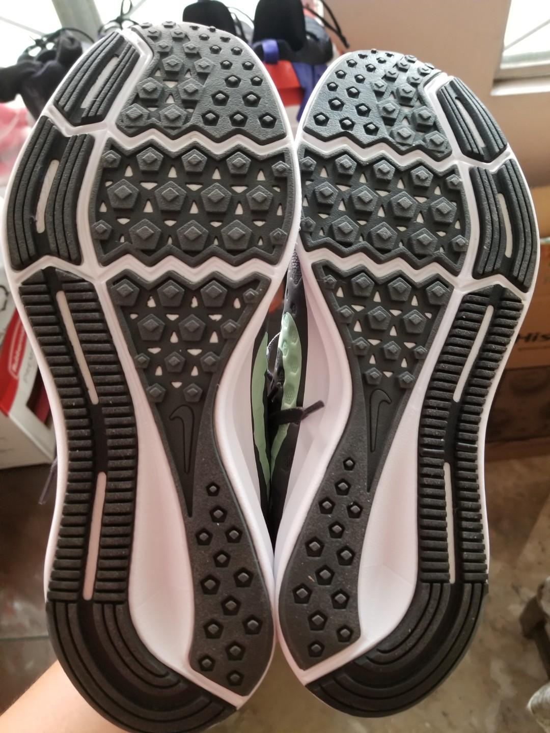 Nike downshifter 7 size 9.5 top