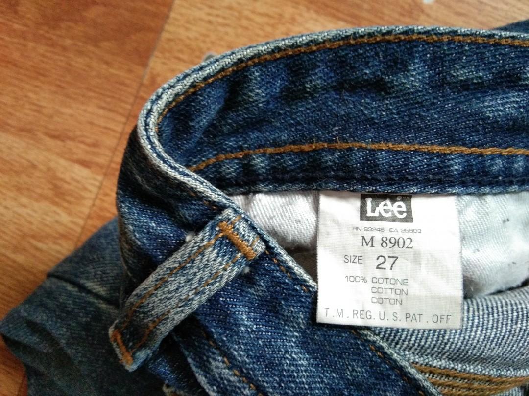 Preloved jeans (Lee) (Category: Jeans) located in Marikina City. Submitted by clothesmotoh (Listing ID 257668130, Image 3). Description: *preloved jeans *please see pic for the size *good as new #smgiftpass.