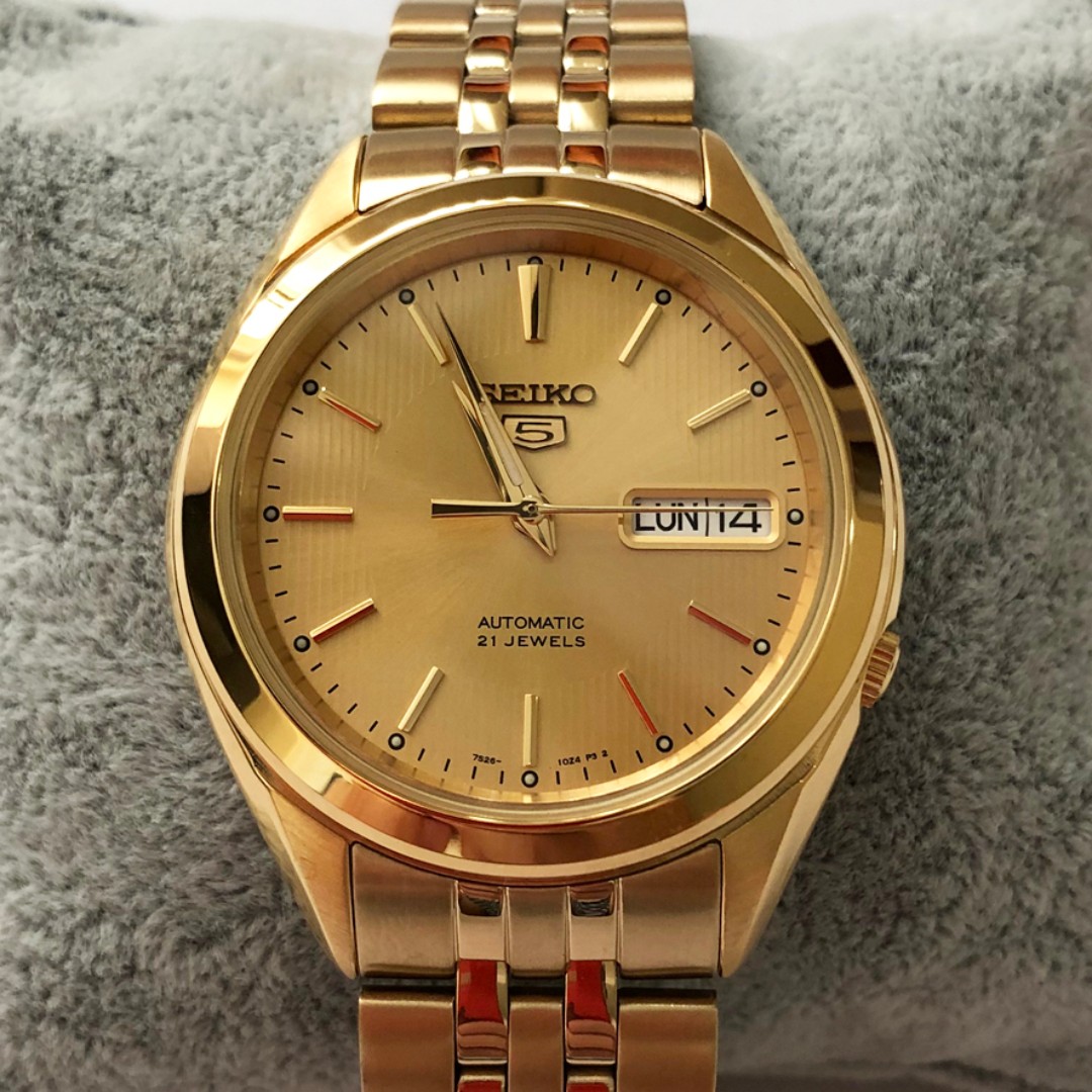 SEIKO 5 SNKL28K1 Luxury Watches on Carousell