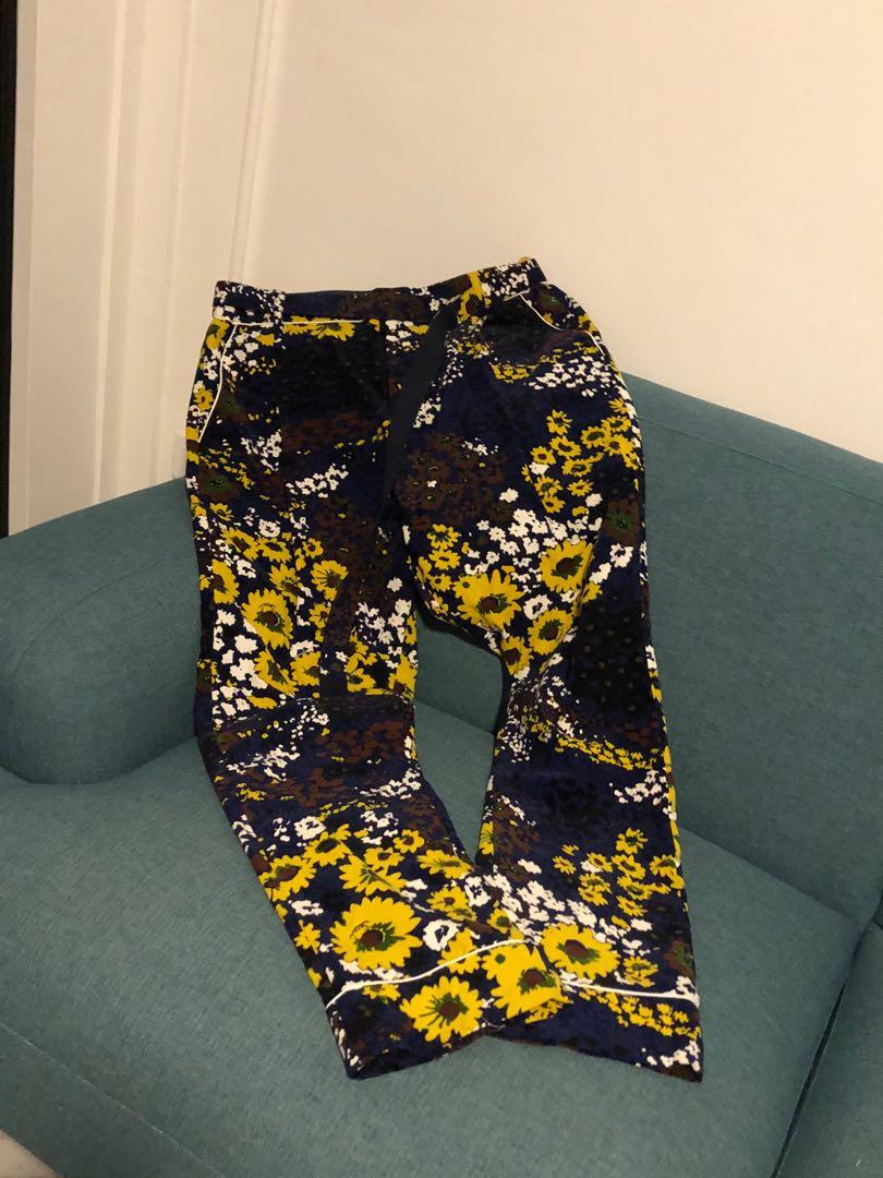 Unworn Sacai Men 18AW Floral Trousers Men s Fashion Bottoms