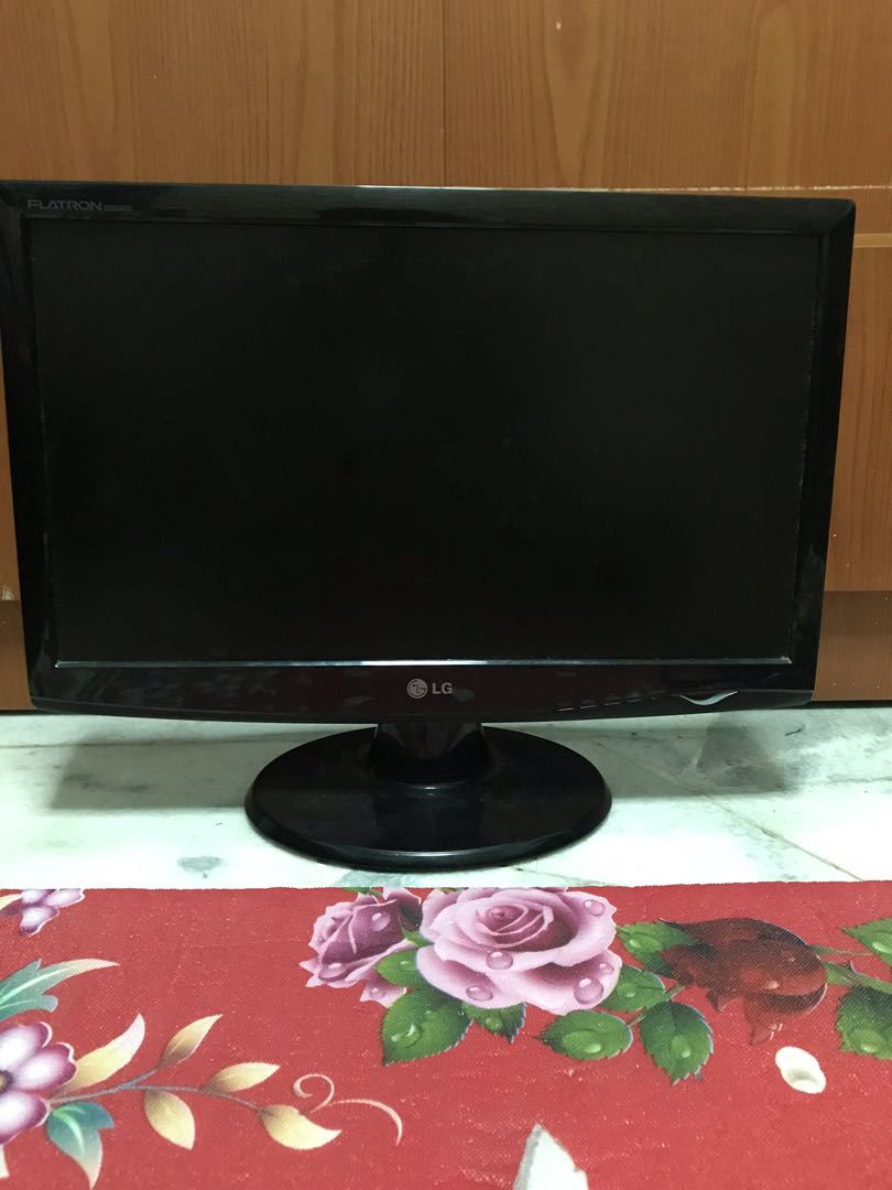 Used Monitor, Computers & Tech, Parts & Accessories, Monitor Screens on ...
