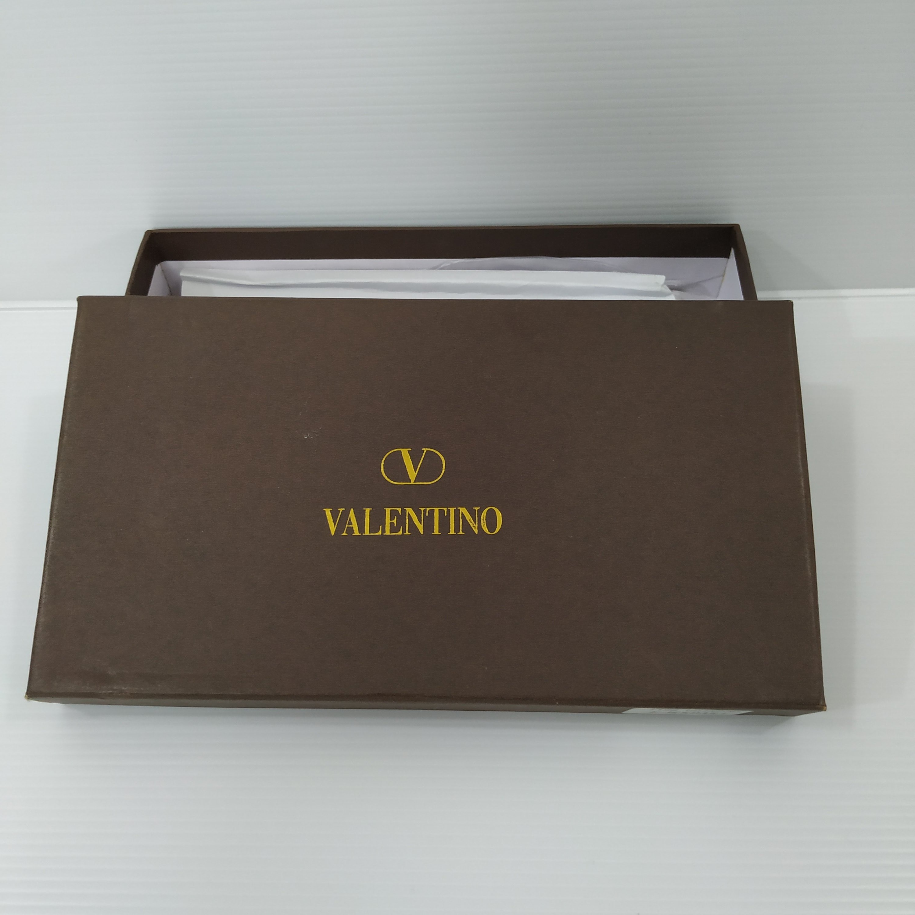 valentino gift box