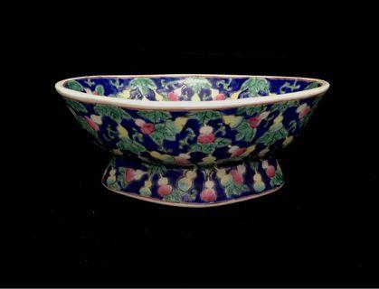 Famille Rose Dish