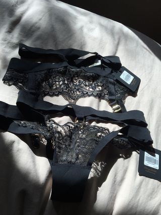 (Category: ) located in . Submitted by sixes (Listing ID 257916358, Image 1). Description: .