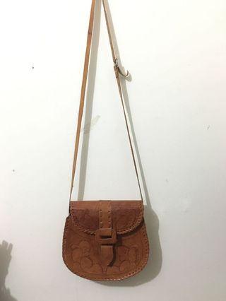 Vintage Brown Sling Bag / tas vintage / tas lucu