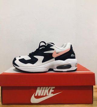NIKE AIR MAX 2 LIGHT