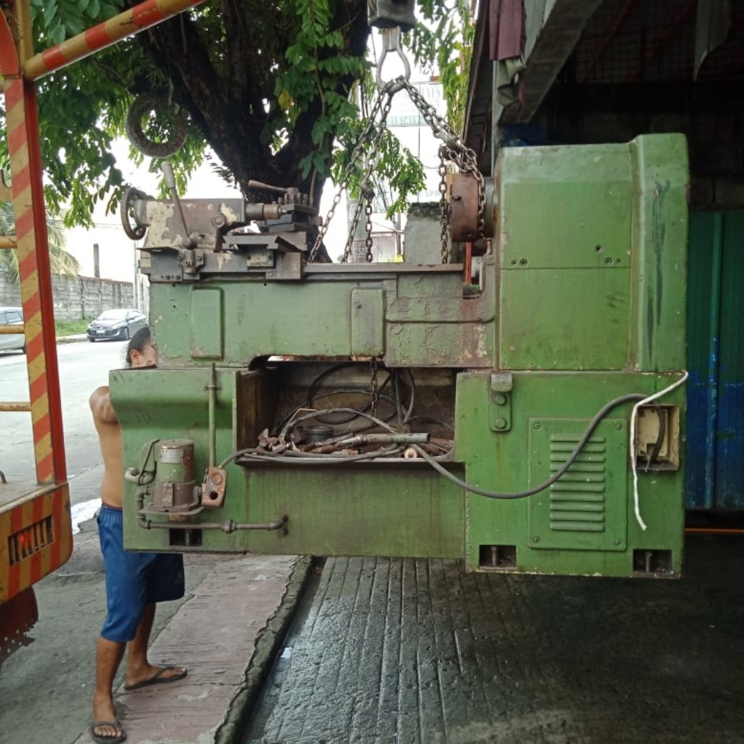 1 UNIT LATHE MACHINE, Commercial & Industrial, Industrial Equipment on ...