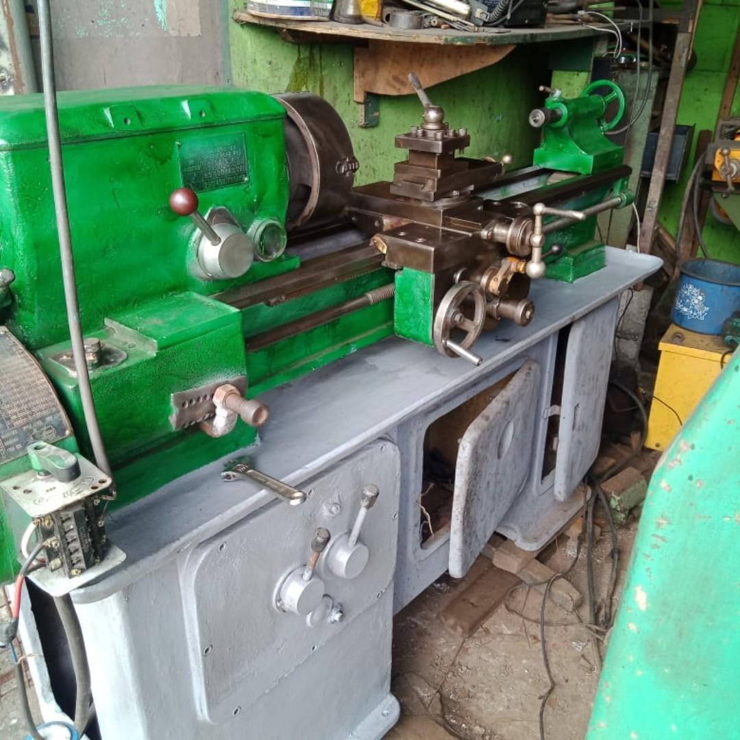 1 UNIT LATHE MACHINE, Commercial & Industrial, Industrial Equipment on ...