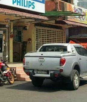 2 Units For Rent Shop lot Rumah Kedai Office Pejabat utk 