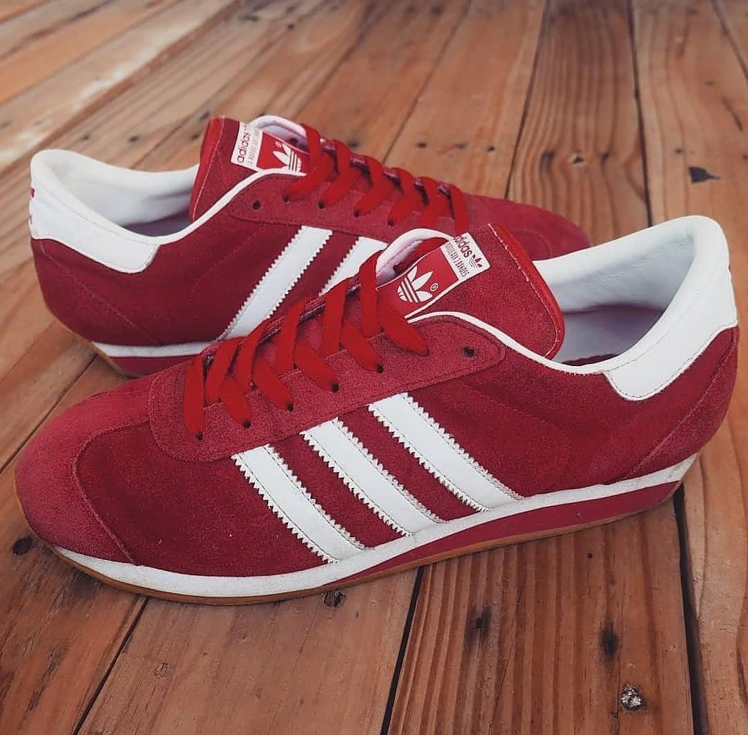 Adidas Country II, Fesyen Pria, Sepatu , Sneakers di Carousell