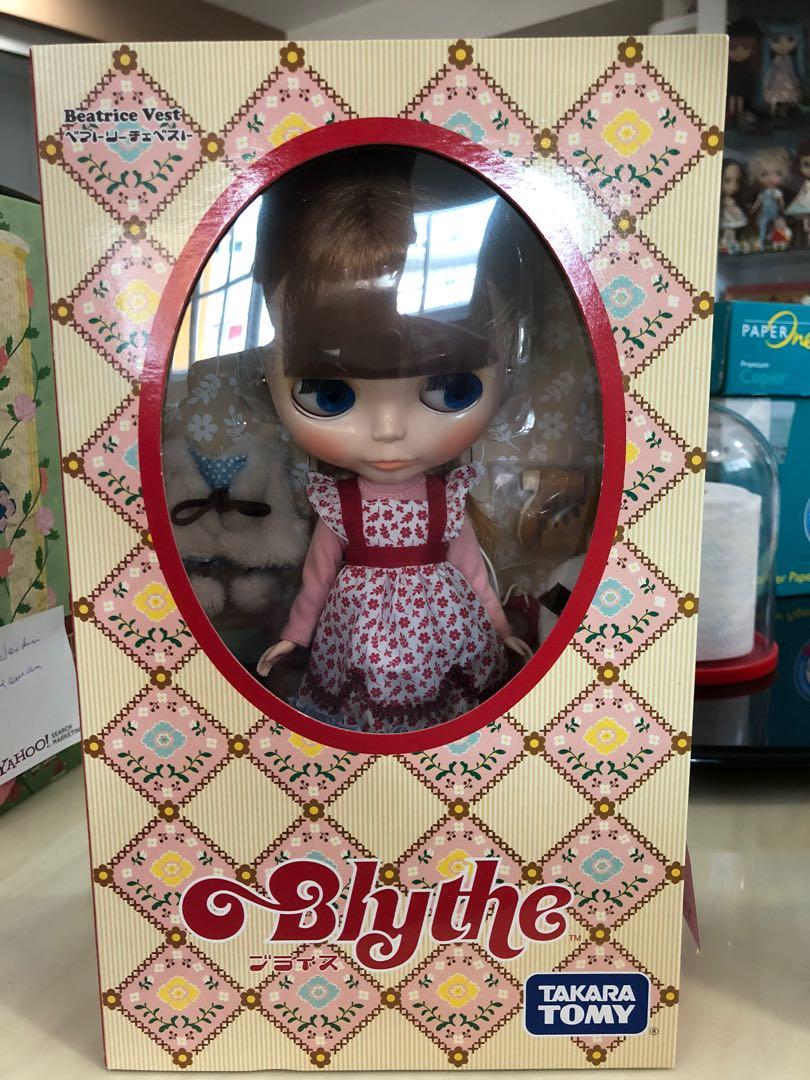 blythe beatrice vest
