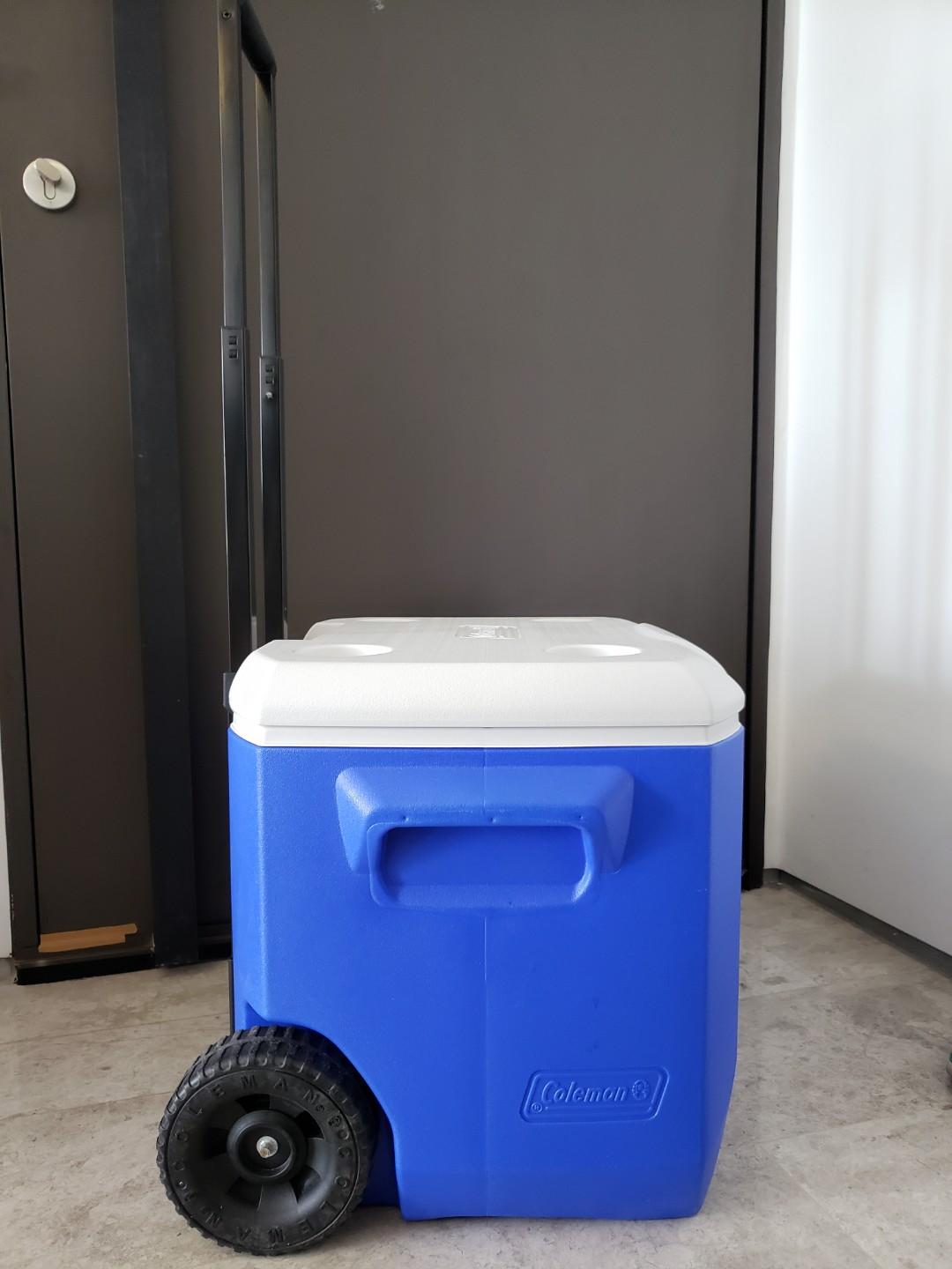 Coleman Cooler Ice Box with wheels and telescoping handle, Furniture