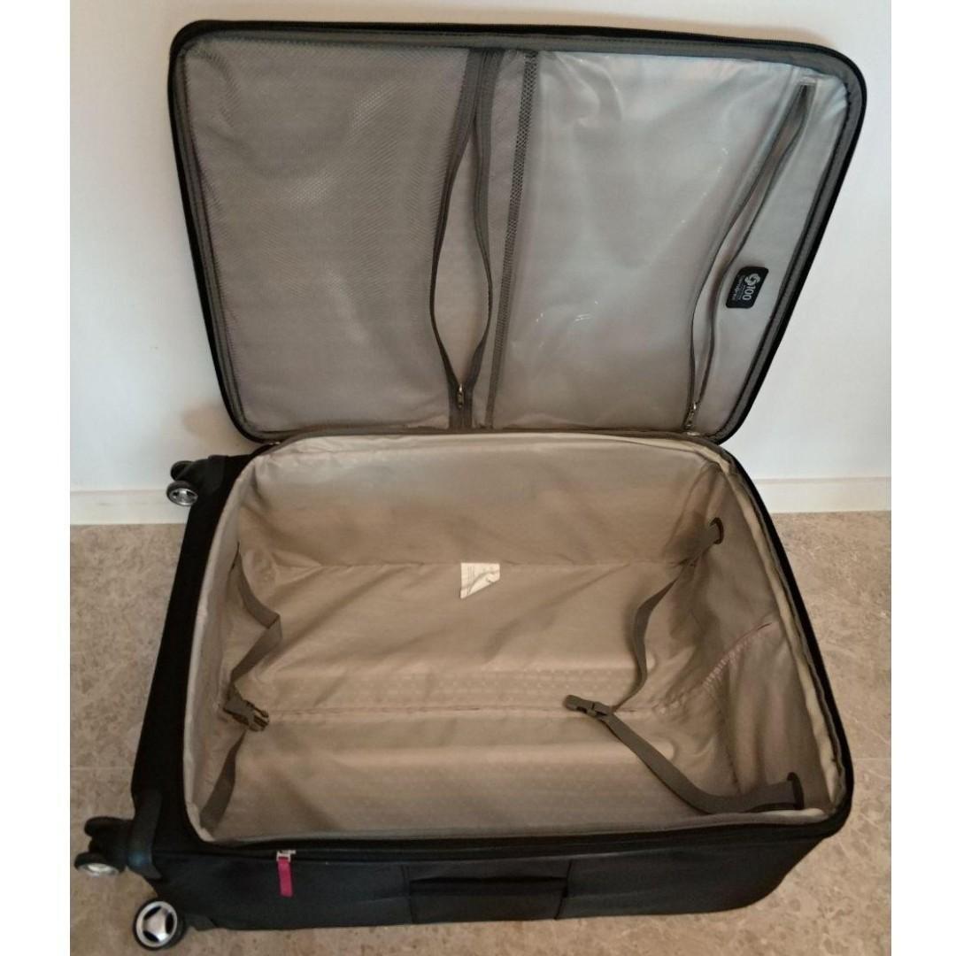 Samsonite 1910 top spinner