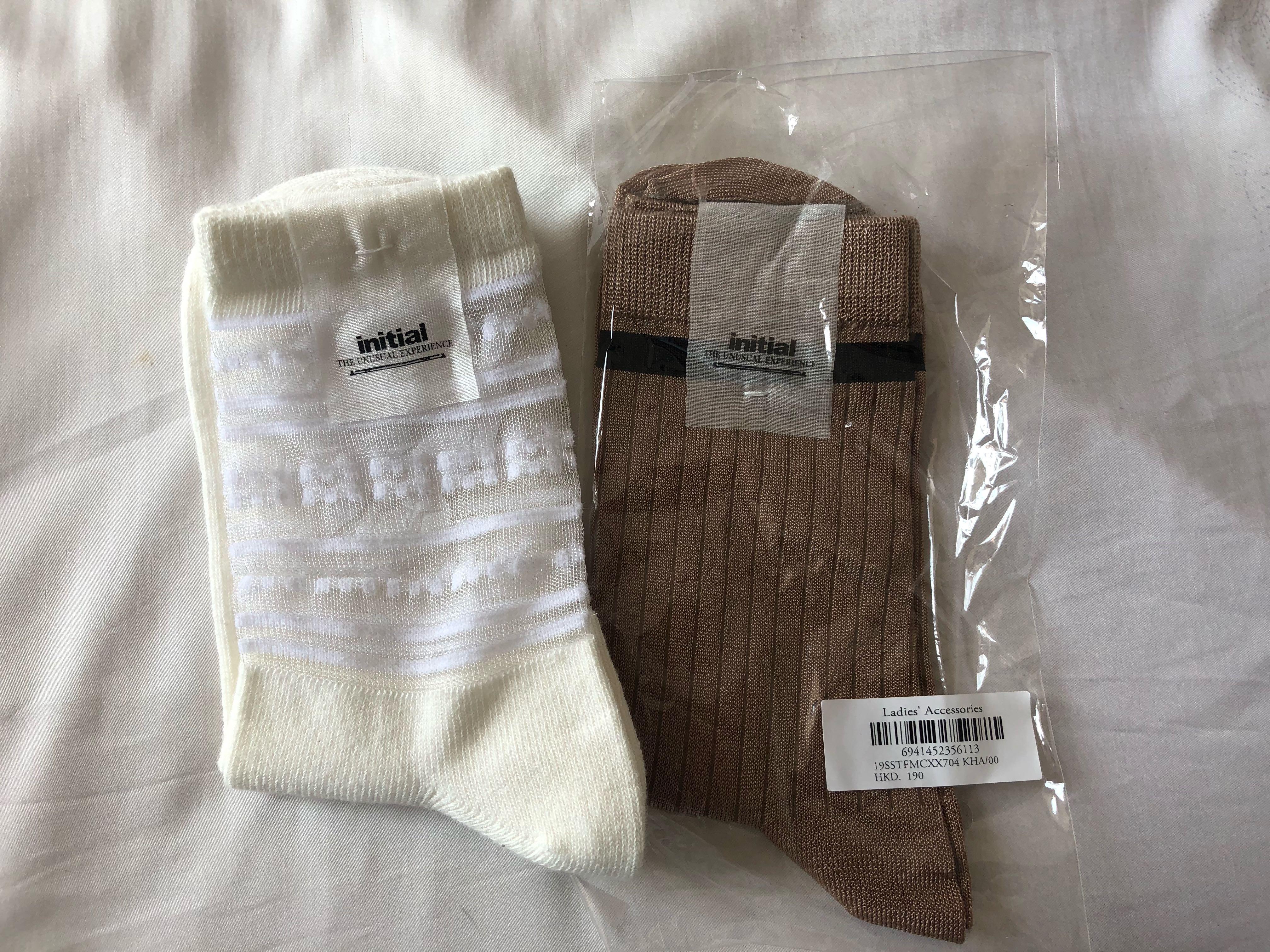 Initial socks （分類：襪褲襪）位於 Hong Kong。 由 mswhydee 提交（商品編號 257896145，圖片 1）。簡介： $80 for one pair Buy both for $150 Original price $190 each! 。