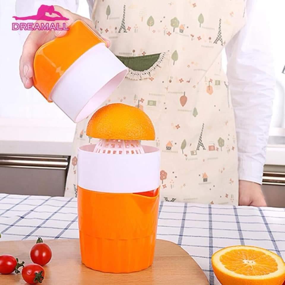 Lemon/Fruit Juicer (Category: Juicers, Blenders & Grinders) located in Mandaluyong City. Submitted by shopmla (Listing ID 257936740, Image 3). Description: Portable Lemon Juicer Orange Citrus Squeezer Fruit Coffee Cup New Fashion 300ml Php 150..