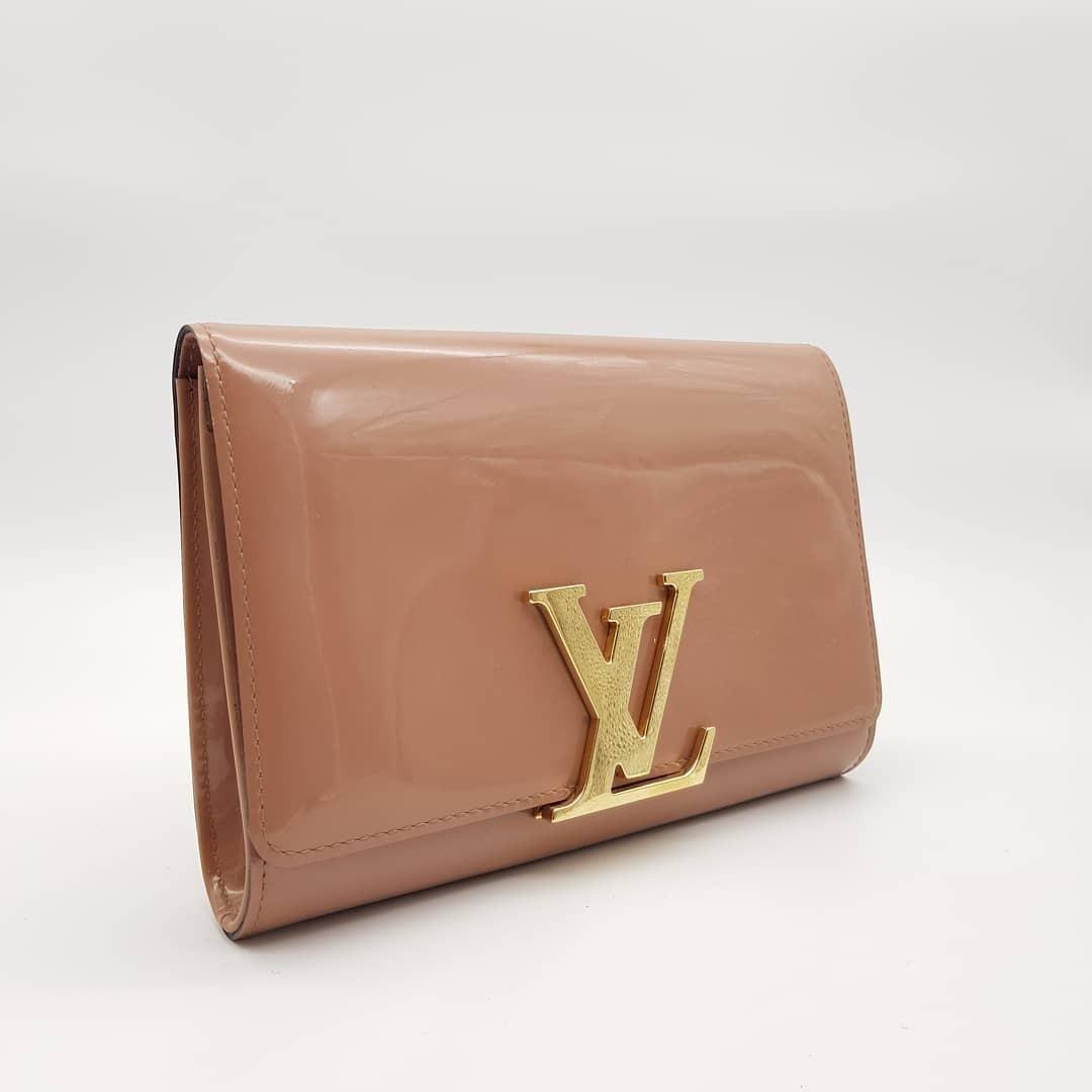 louis clutch bag