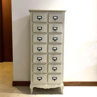 Cabinet/Chest of small drawers