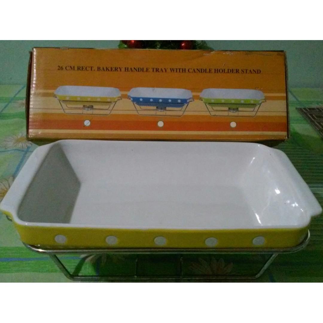 Bakery Handle Tray (Category: Bakeware) located in Taguig. Submitted by juls0607 (Listing ID 258219526, Image 1). Description: New rectangular bakery handle tray with candle holder stand, 26cm / Php350.00 negotiable..