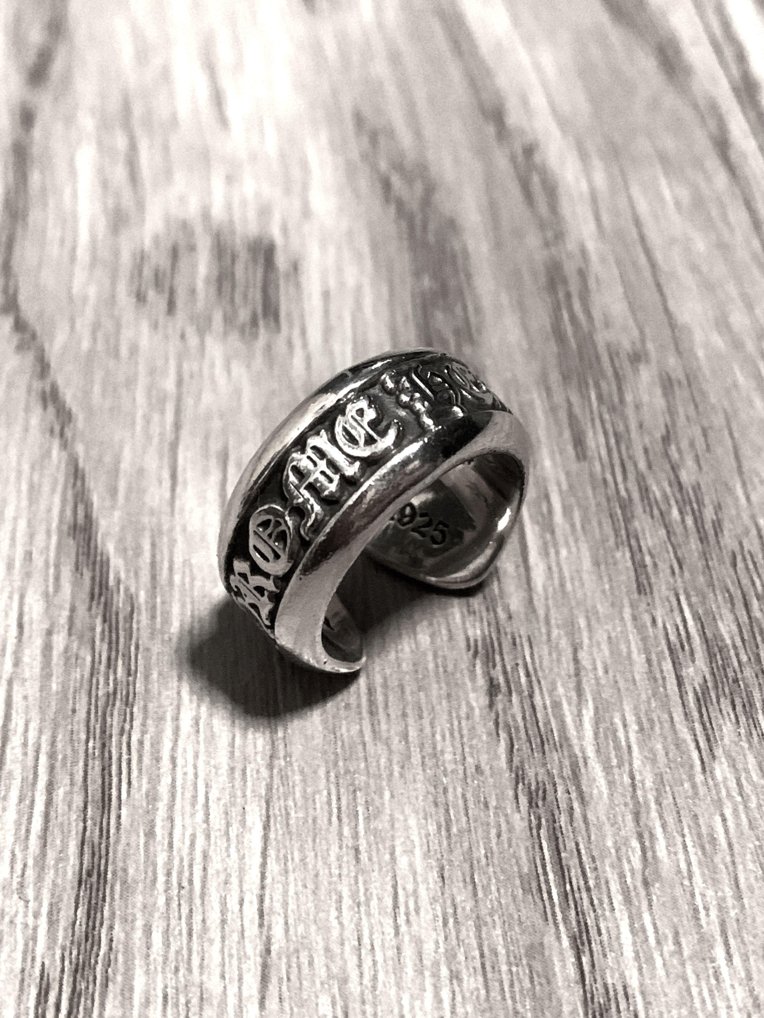 Chrome hearts shop scroll ring