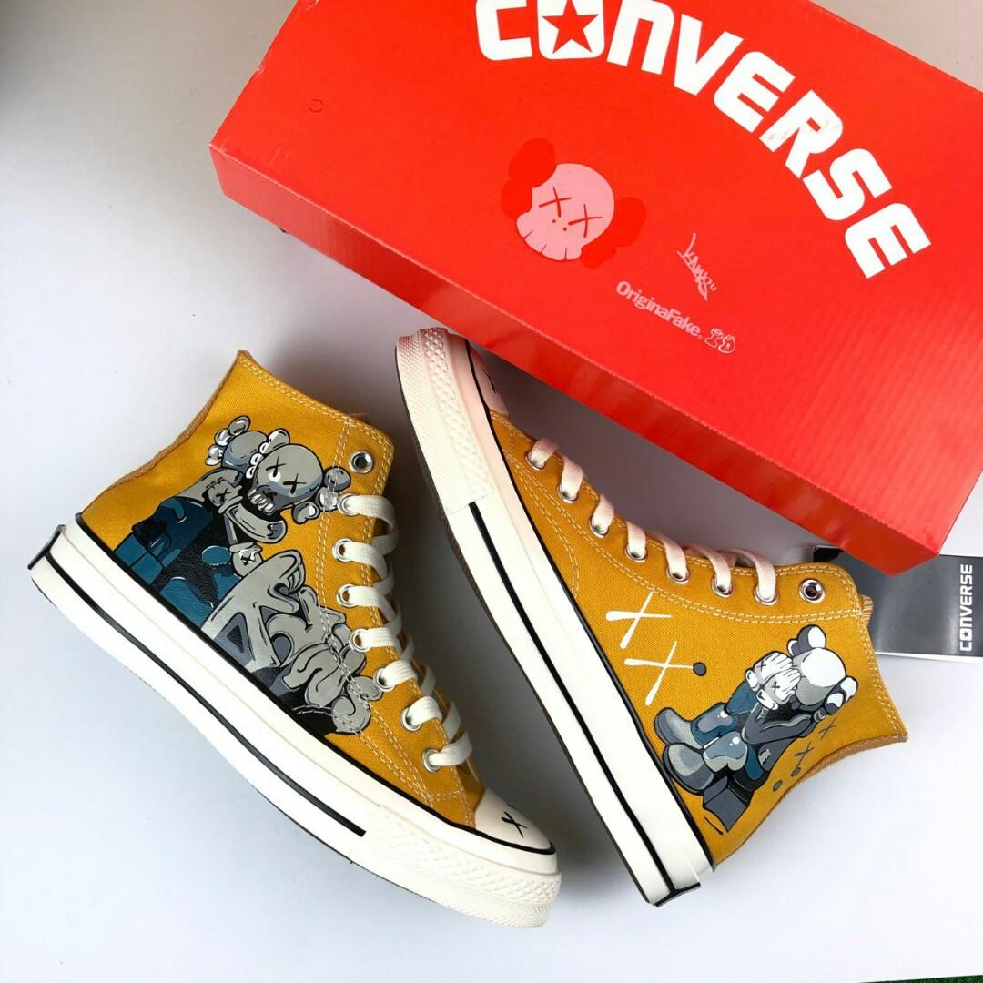 CONVERSE X KAWS