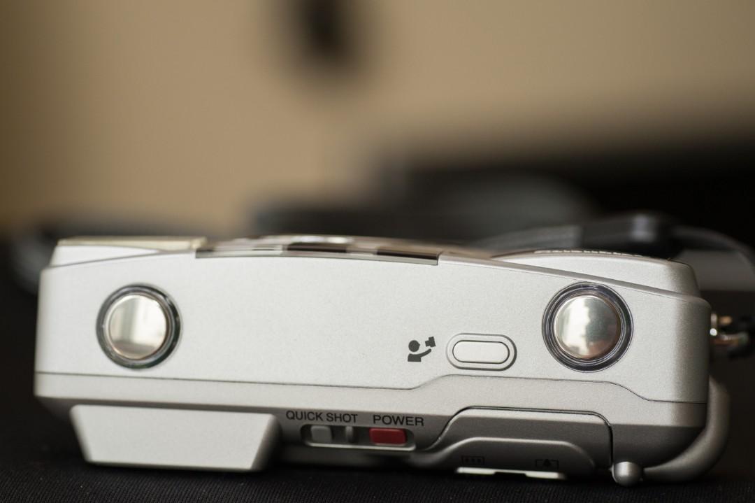 Fujifilm Zoom Date 2.8 Silvi, Photography, Cameras on Carousell