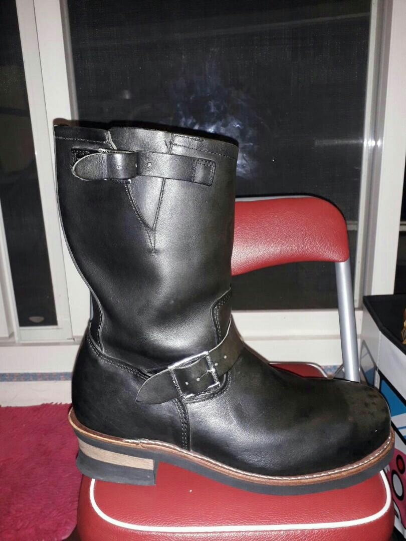 Hawkins engineer boots