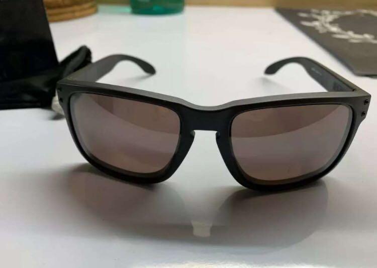 Kacamata oakley holbrook store