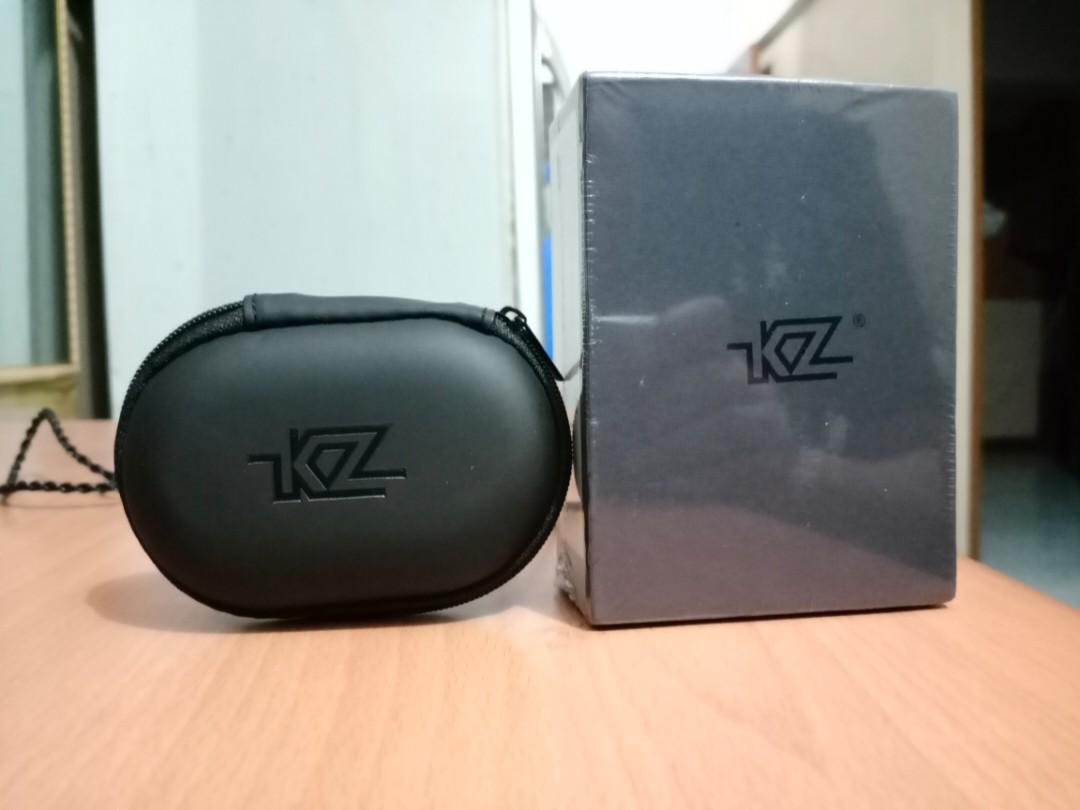 Kz Zsx Terminator With Free Kz Earphone Pouch Electronics Audio