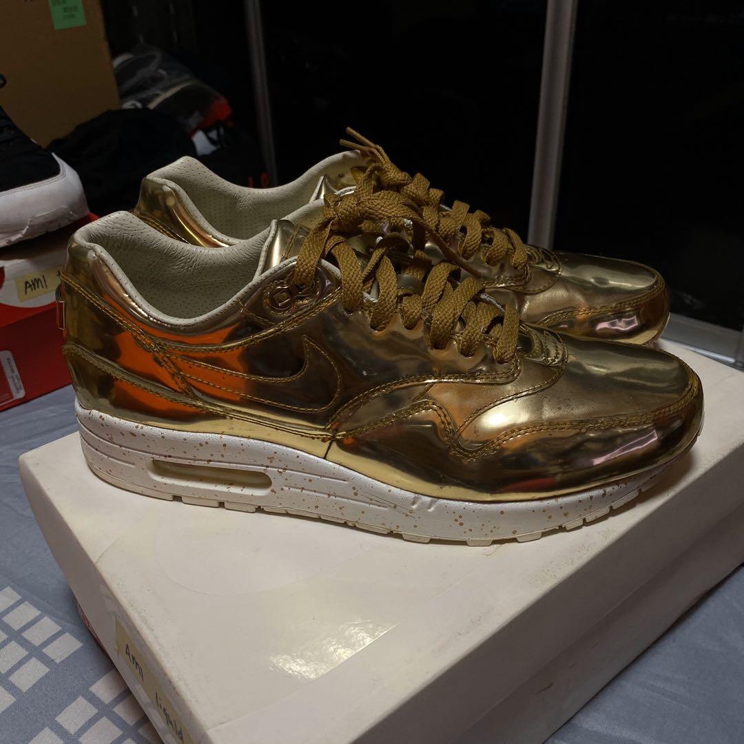 Air max clearance 1 liquid gold