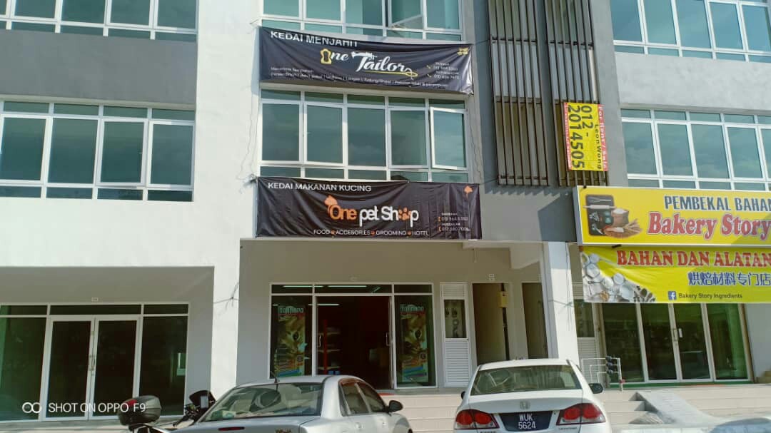 One shop pet shop