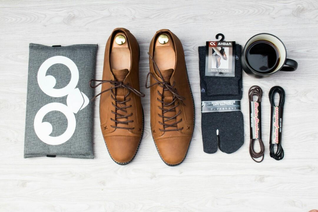 Sepatu Kulit Pria Sepatu Casual Kulit Asli Crazy Horse Model Martini Fesyen Pria Sepatu Sneakers Di Carousell