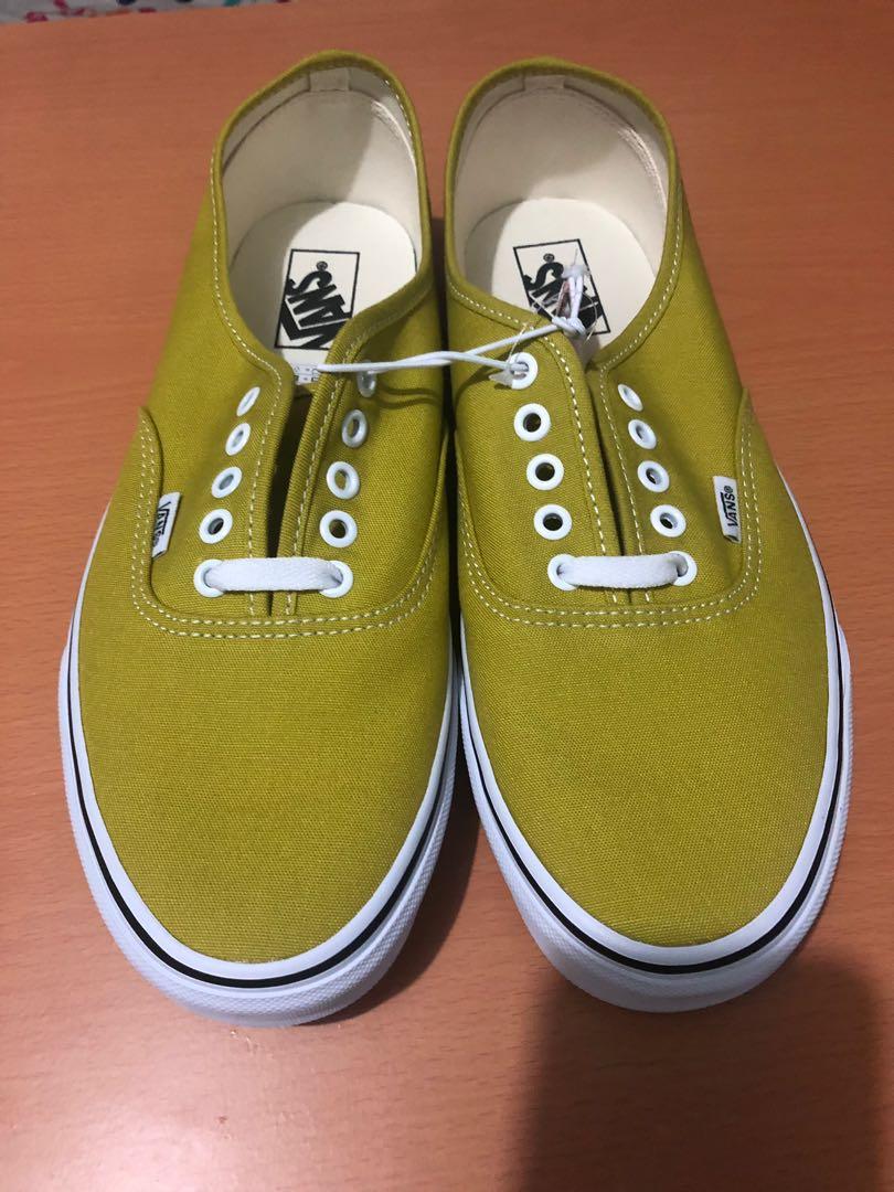 Vans Authentic (Category: Sneakers) located in Manila. Submitted by soyfresh (Listing ID 258210269, Image 3). Description: Brand New Excellent condition Vans Authentic Cress Green cdg supreme wtaps stussy visvim balenciaga fendi issey y3 acronym sacai undercover kaws number (n)ine fragment off-white comme des garcons braindead nike yeezy LV vetements Palace.