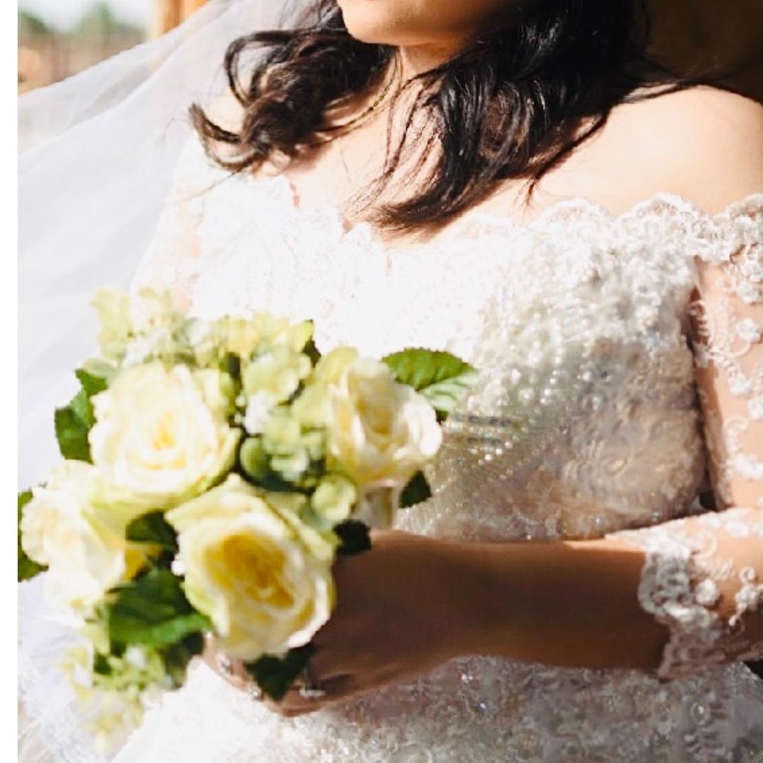 Wedding Gown Preloved With Free Fake Bouqet And Tiara On Carousell