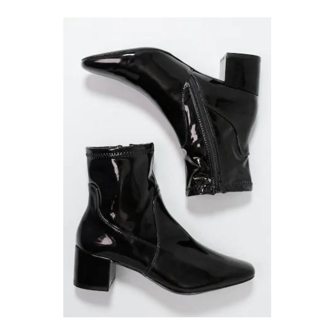 ALDO Lothelimma Classic Ankle Boots in Patent Black