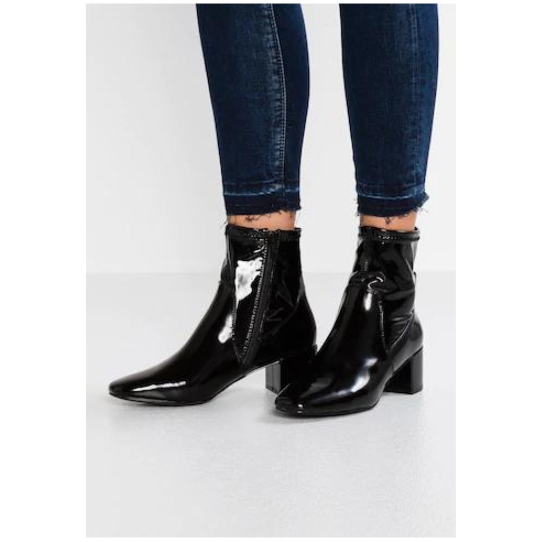 Lothelimma boots hotsell