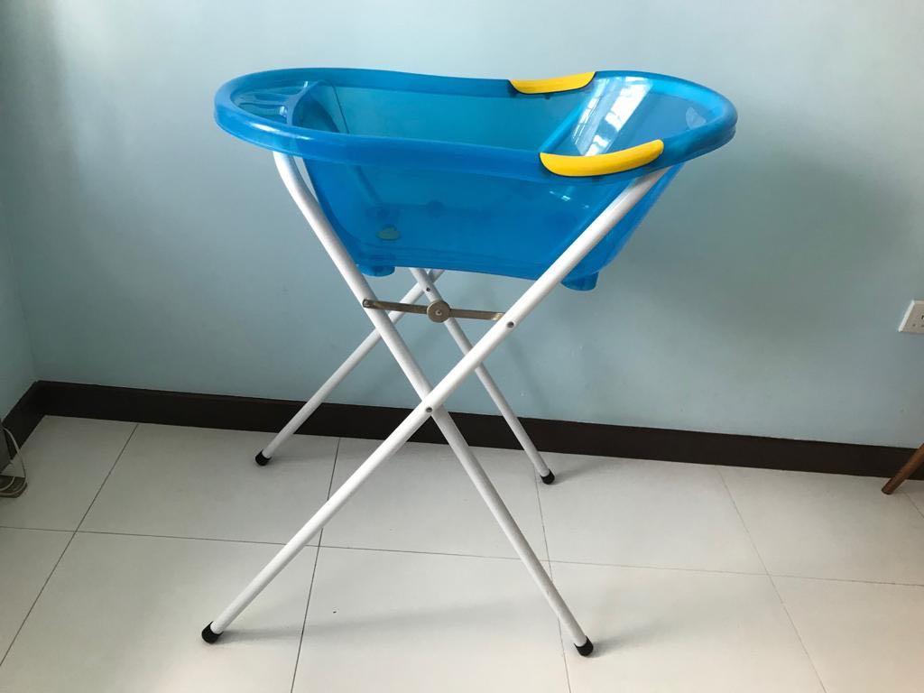 Bath Tub With Standee Babies Kids Strollers Bags Carriers