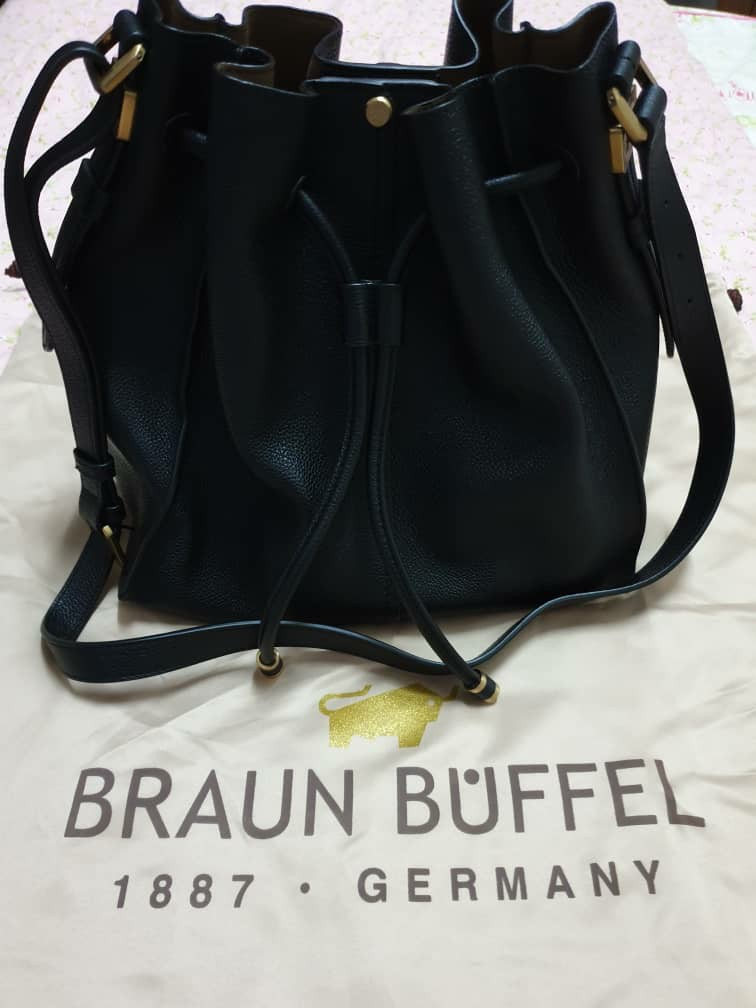 braun buffel bucket bag