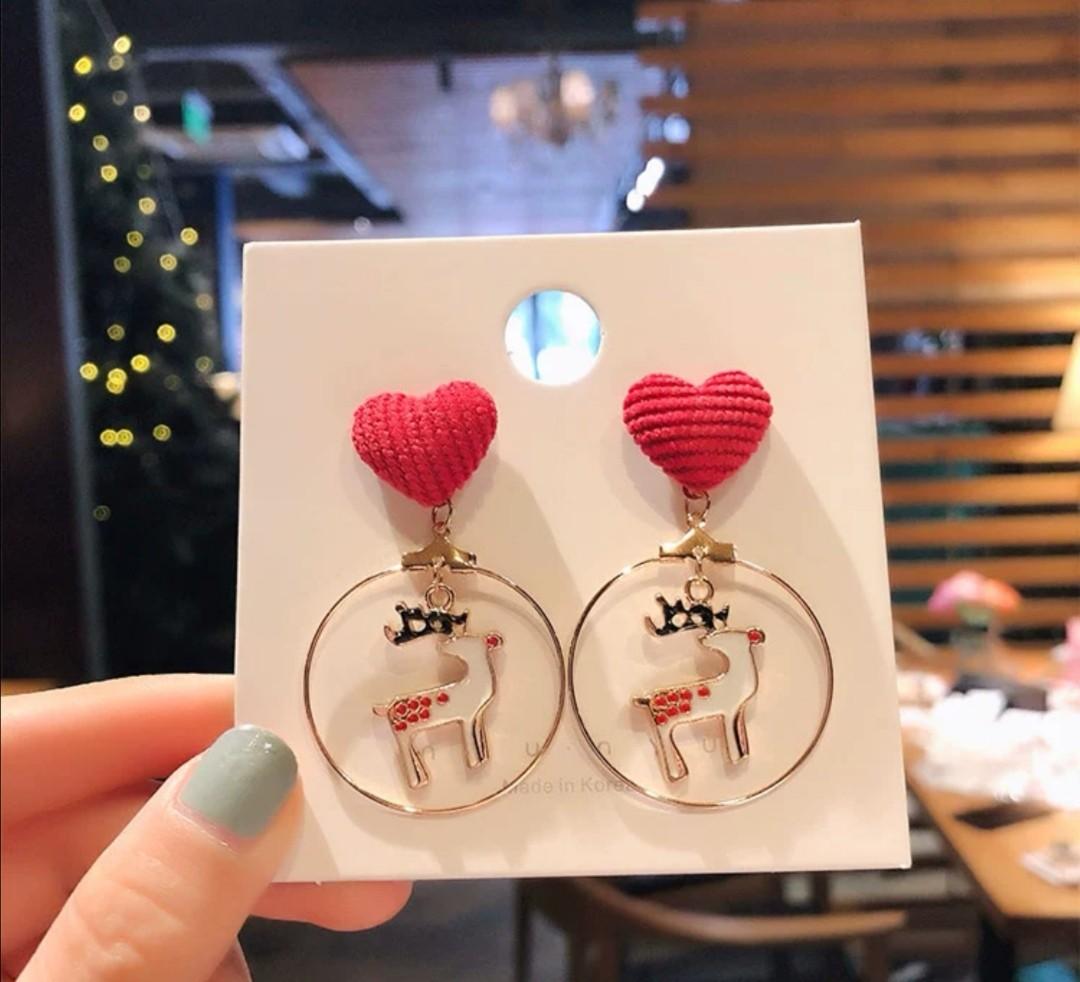 Christmas reindeer clearance earrings