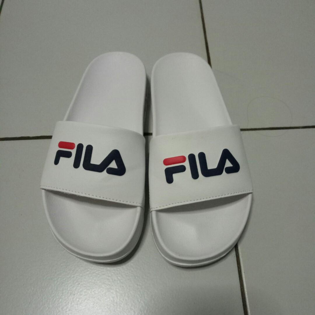 fila slide on sneakers