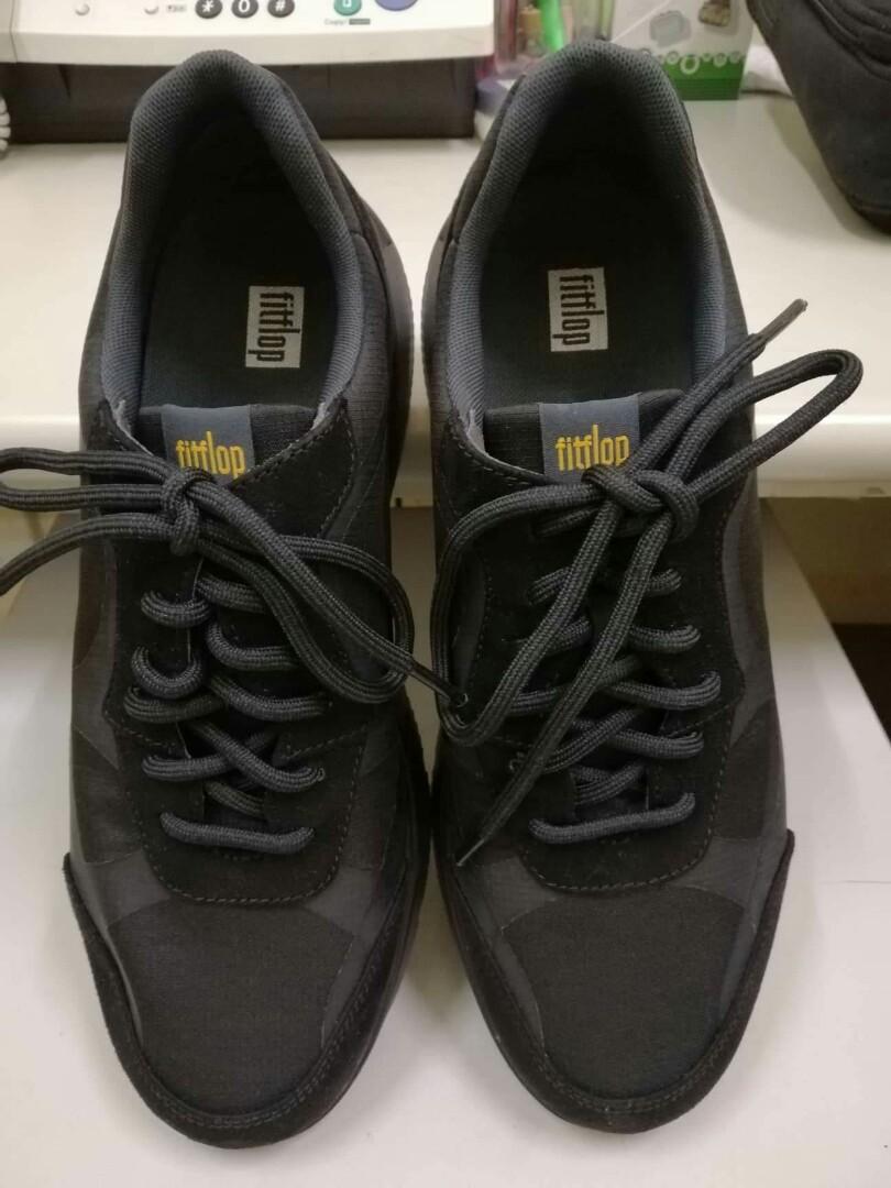 fitflop nursing shoes