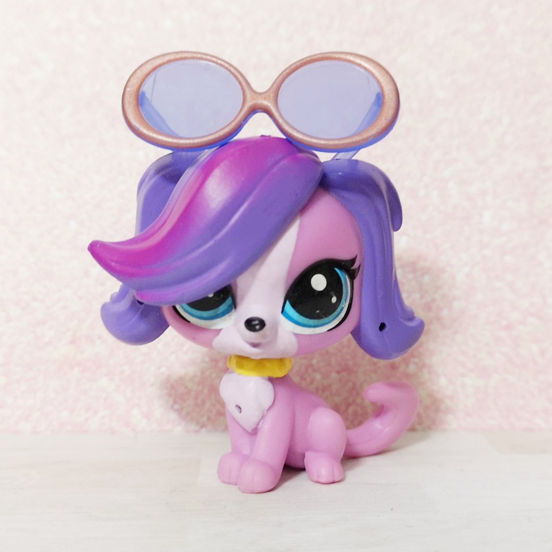 Littlest Pet Shop lps zoe dog cute figurine with glasses, Hobbies & Toys, Toys & Games on Carousell