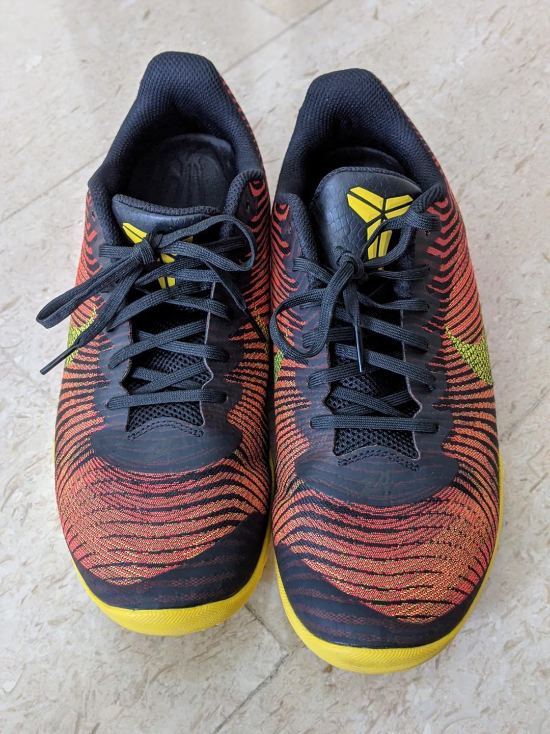 Kobe bryant hotsell low cut shoes