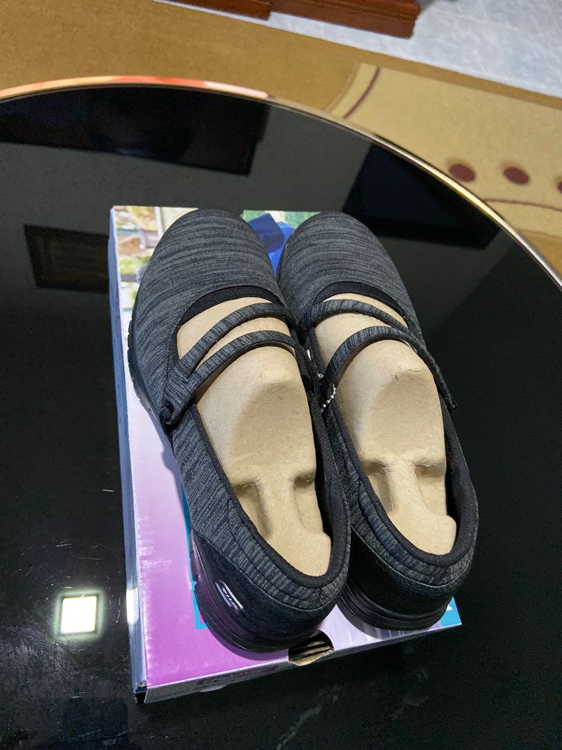 Skechers ez flex store renew
