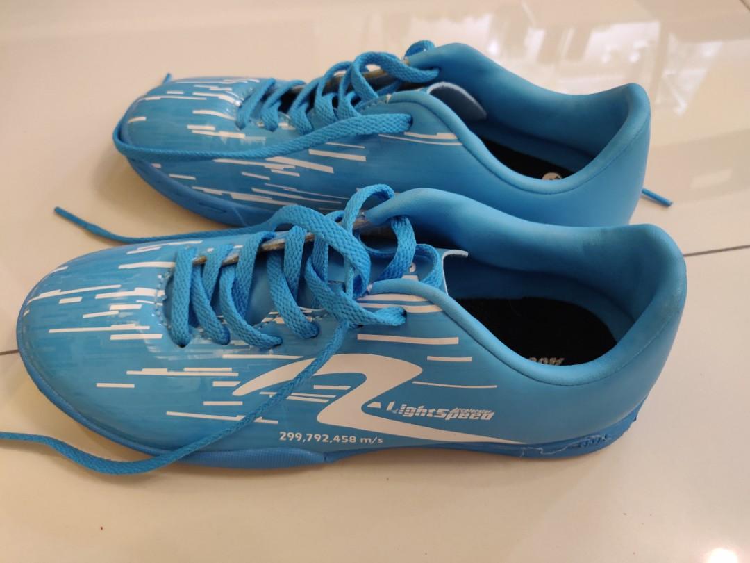 Specs Accelerator Light Speed Football Futsal Shoes Sz UK2 Men s