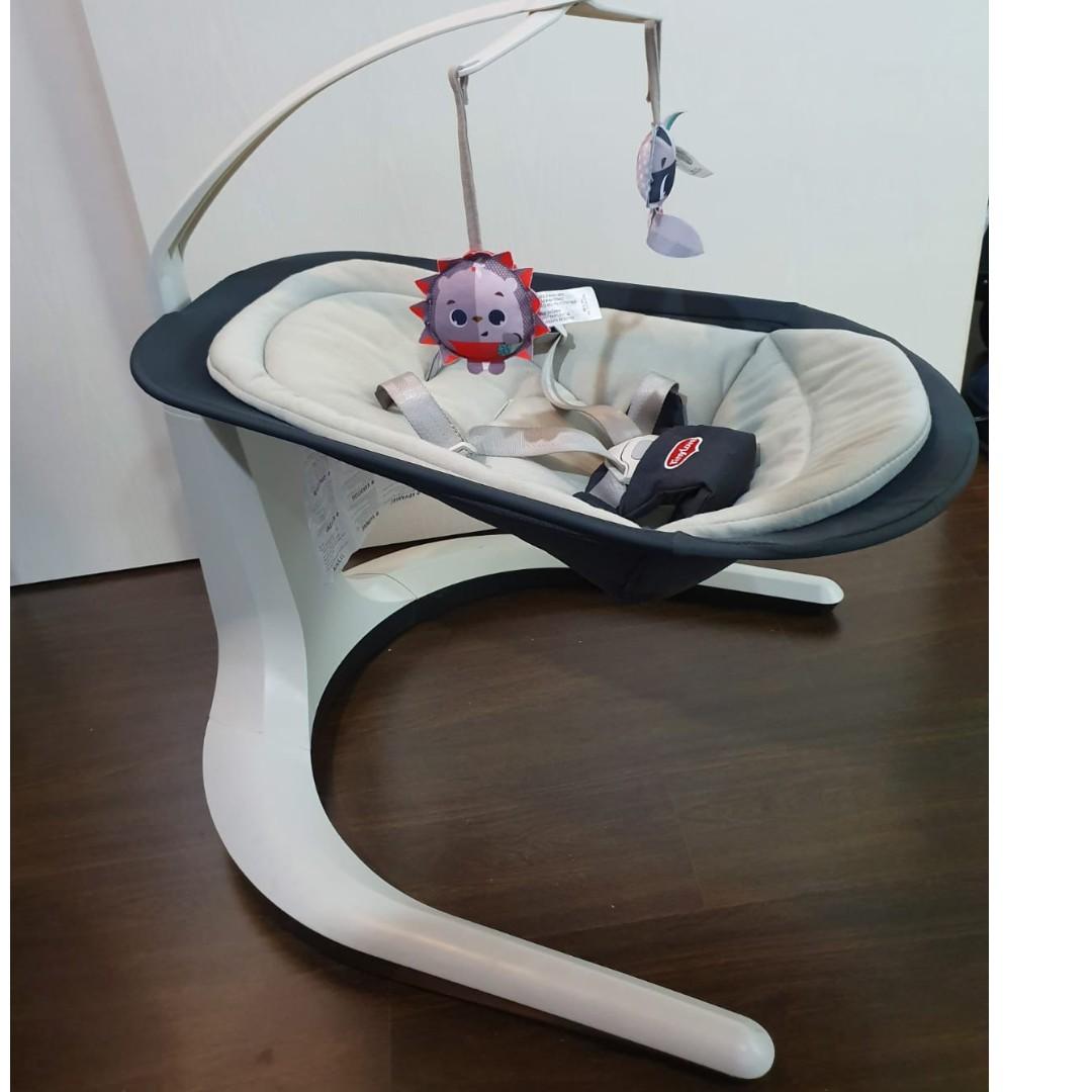 Bounce and sway baby swing top