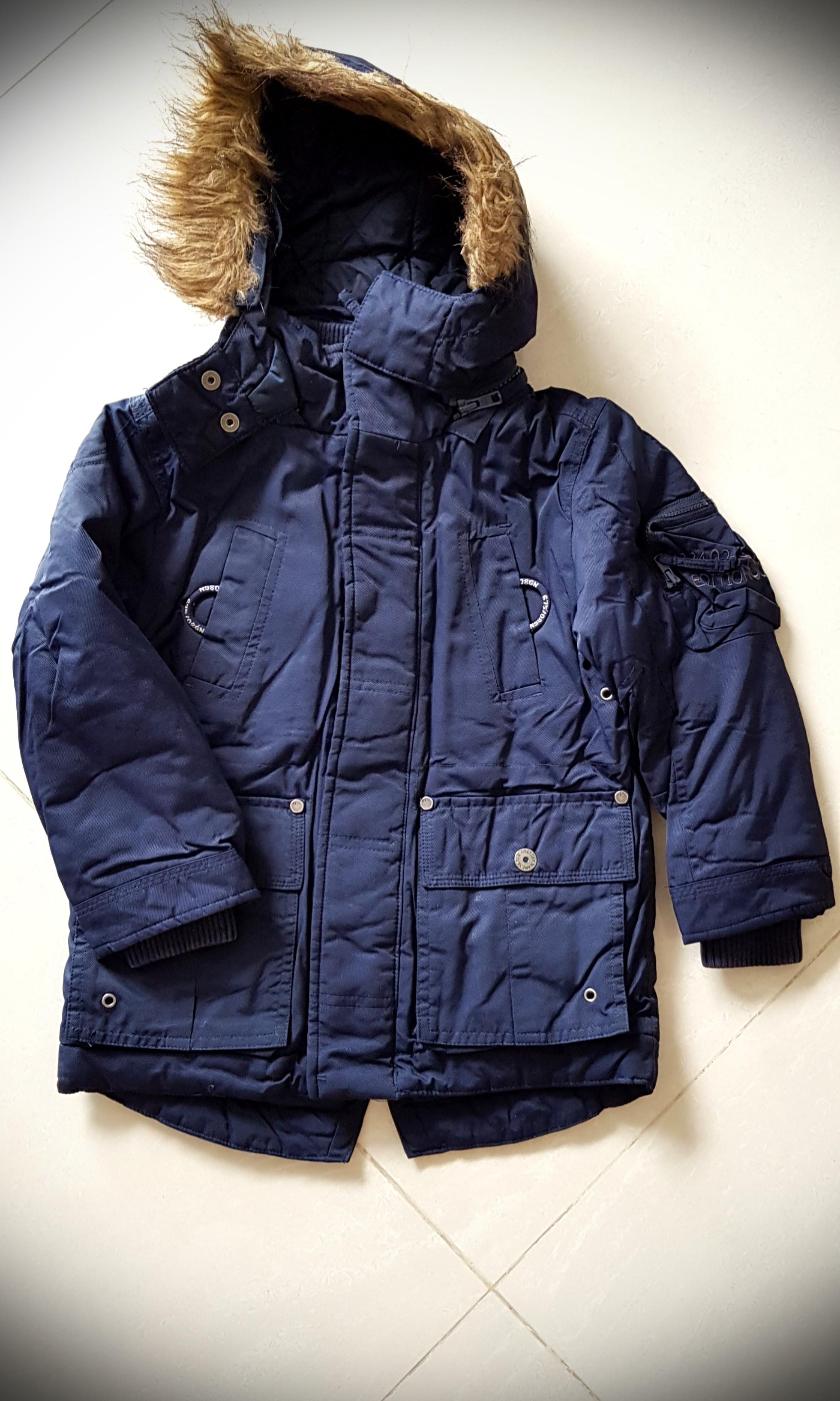 Winter Jacket (Category: Babies & Kids Fashion) located in Singapore. Submitted by lemoncbp (Listing ID 258288552, Image 1). Description: Navy winter jacket with hood (detachable), good for 4 - 5 yr olds, 104cm in height. In good condition..