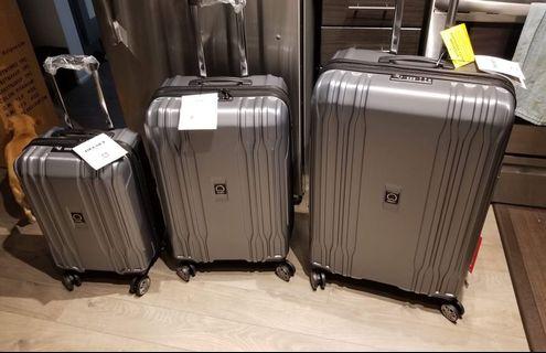 Brand new in box 3-piece Delsey Eclipse Lite Luggage set